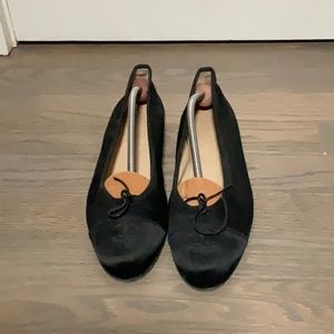 Chanel women’s black suede bow tie ballet flats size 40